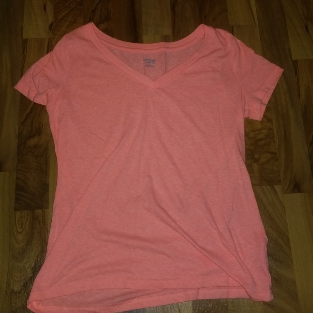 Coral t shirt